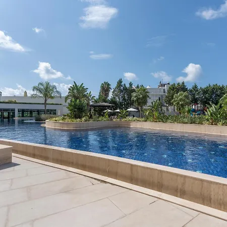 Luxury With Maxibnb 1-bed Pool, Free Spa, Fitness, Access In Aksu Apartment